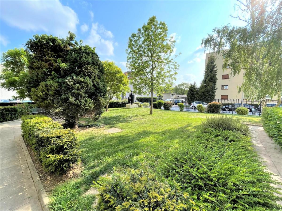 Brossolette Appartement T2 Spacieux Et Lumineux Balcon Vue Degagee Reims Zewnętrze zdjęcie