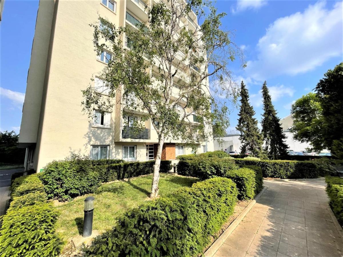 Brossolette Appartement T2 Spacieux Et Lumineux Balcon Vue Degagee Reims Zewnętrze zdjęcie